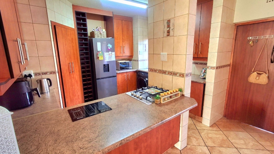 2 Bedroom Property for Sale in Roodia Free State